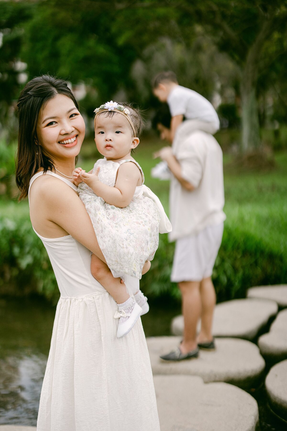 00093Lowe Singapore Family Photography Maritha Mae