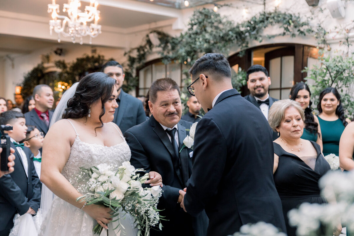 Rafael & Jennifer Wedding Teaser-44
