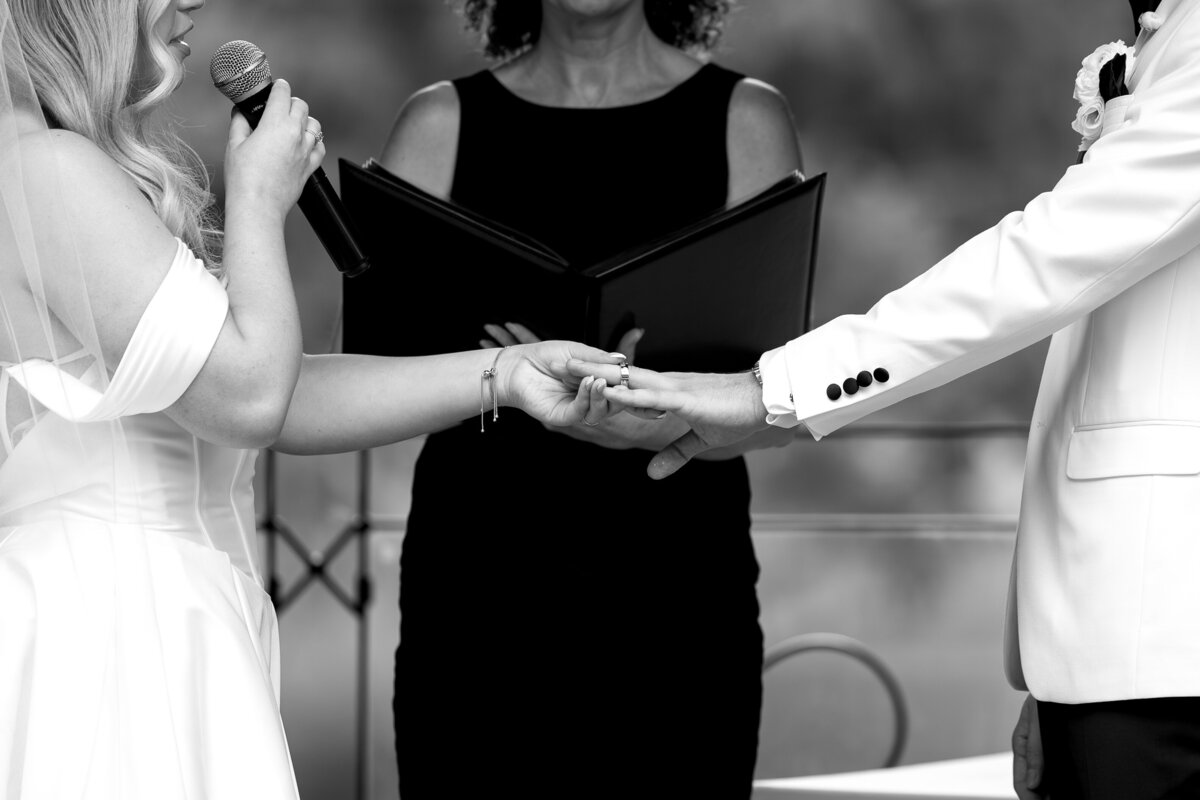 Sara & Joni Wedding Samples-109