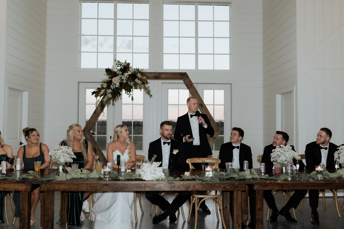 pile-wedding-900