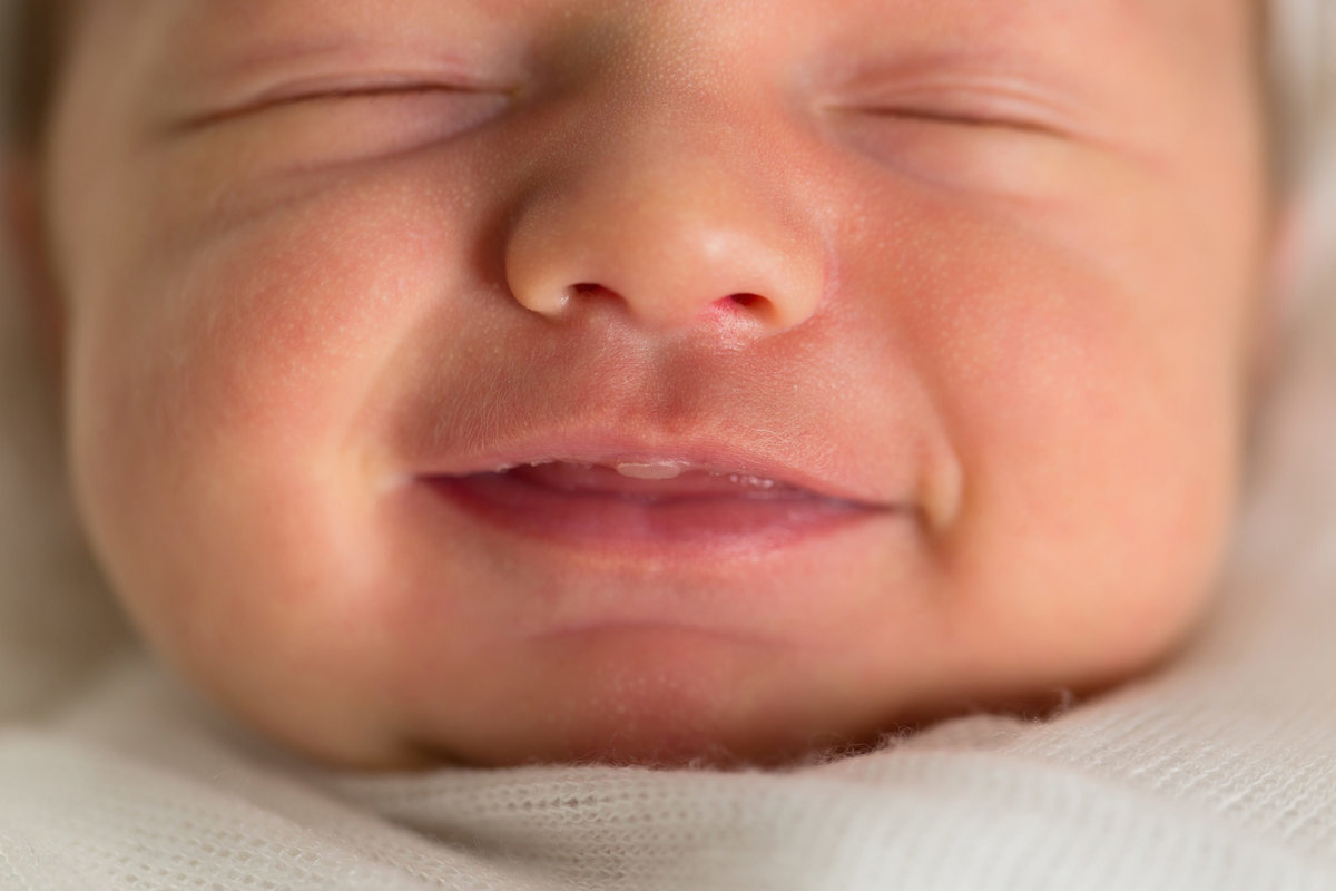 Newborn-Simple-Studio-L-Photographie-St-Louis-15