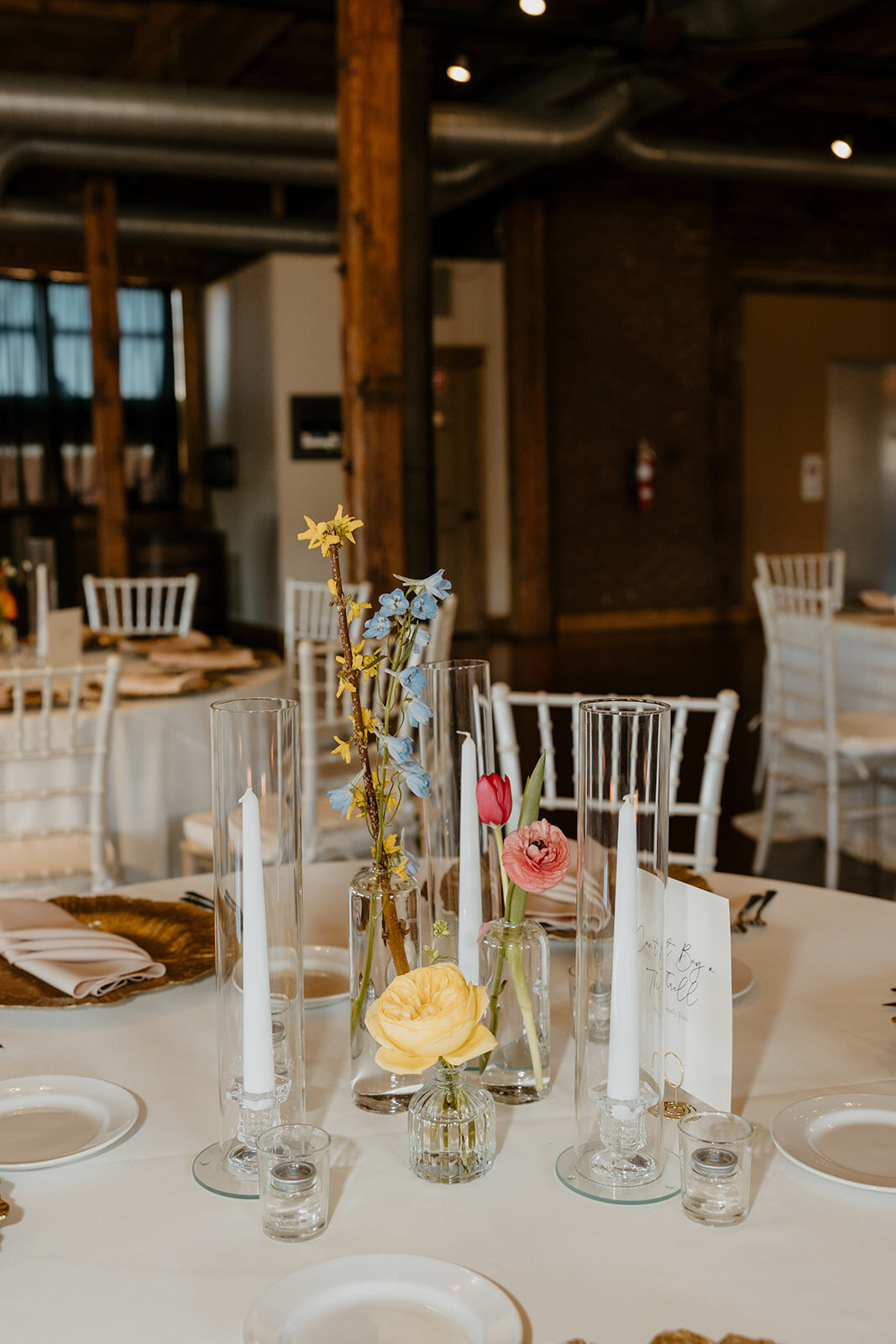 IndianapolisWeddingFloristPlanner_FirstClassDesigns_bybrittluntphotography4