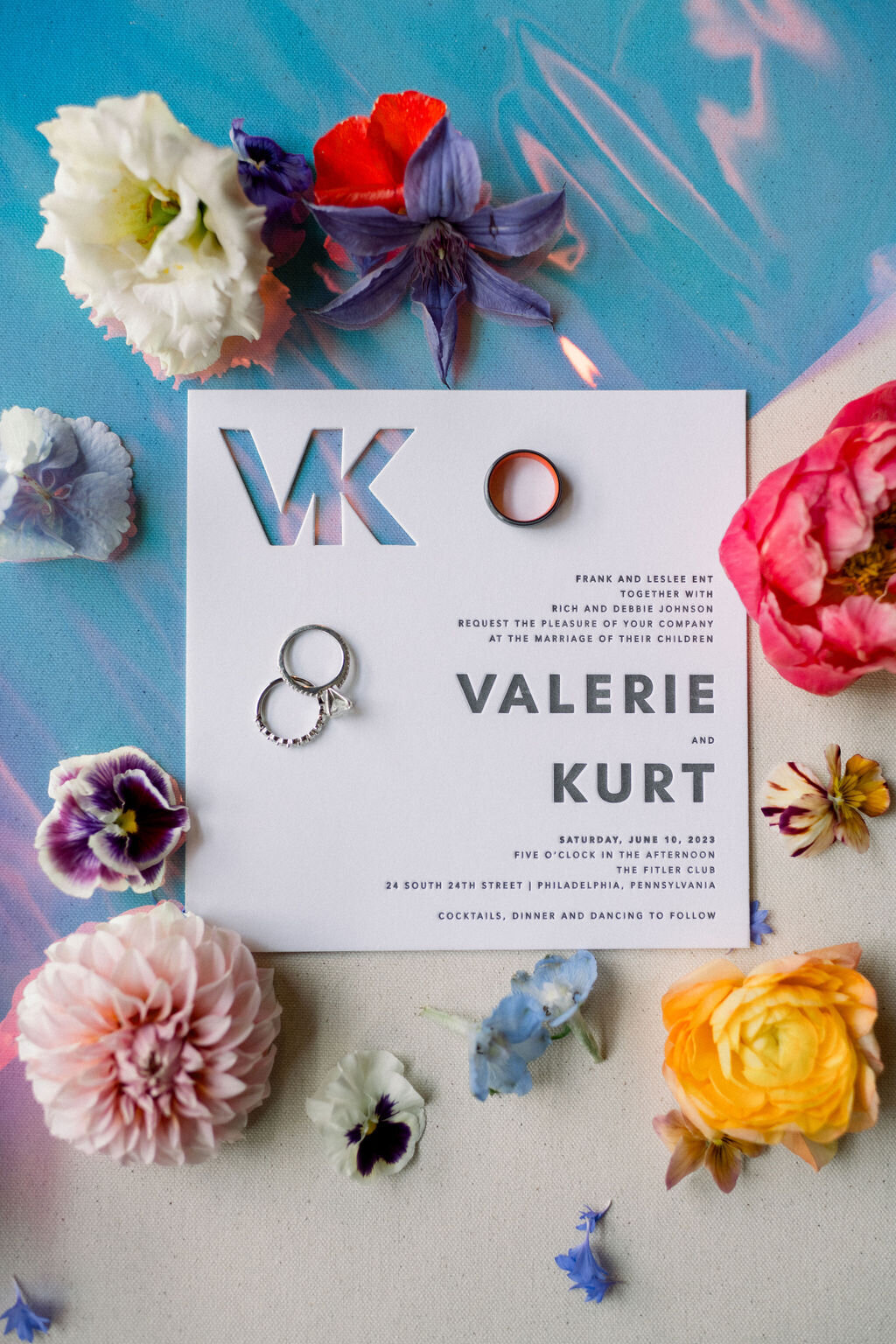 VK_-33