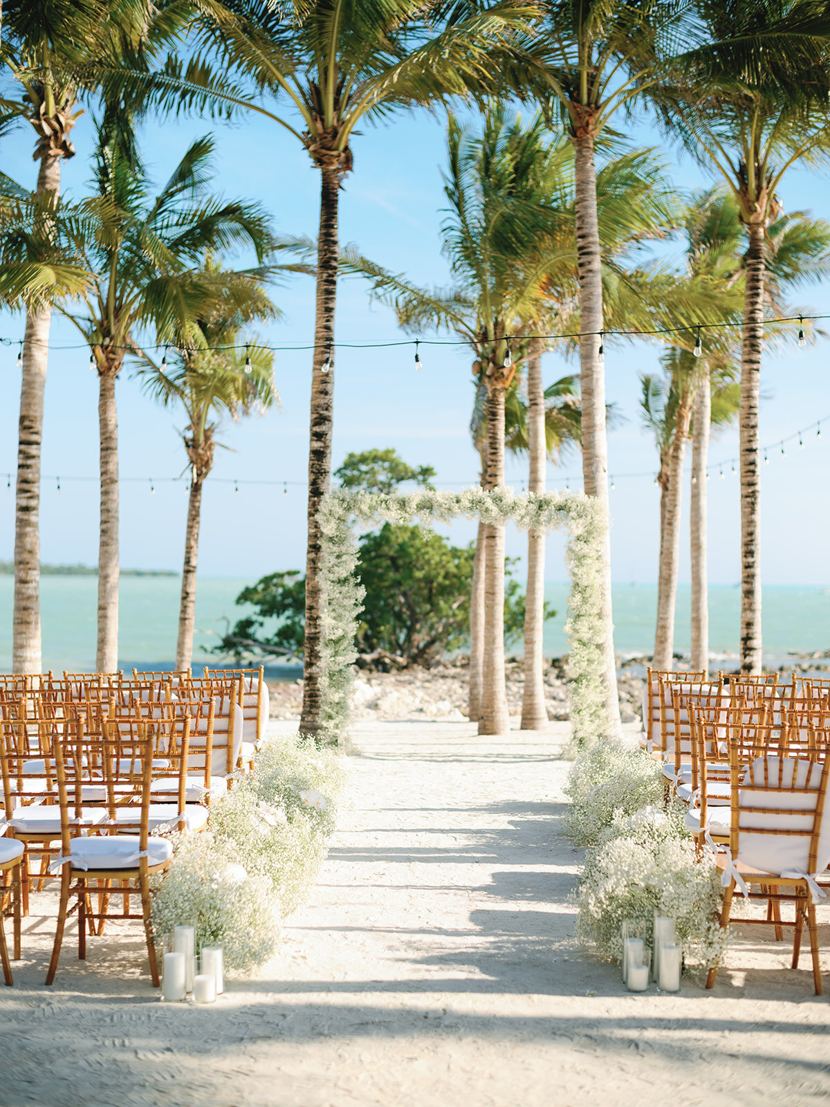 KATIE AND ADAM - ISLA BELLA BEACH RESORT - KEY WEST WEDDING - KEY WEST WEDDING PLANNER - FLORIDA KEYS WEDDING - FLORIDA KEYS WEDDING PLANNER - WEDDING DECOR - WEDDING INSPO - BABYS BREATH - FLOWER INSPO