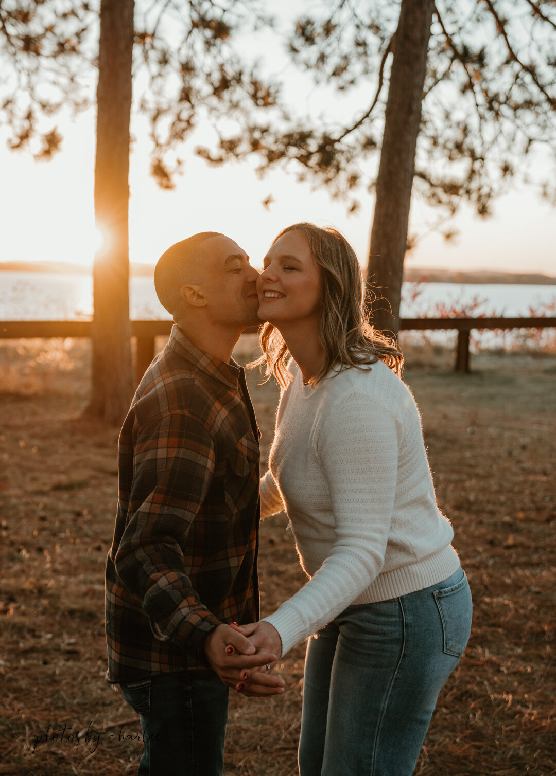 eau claire engagement photographer-32