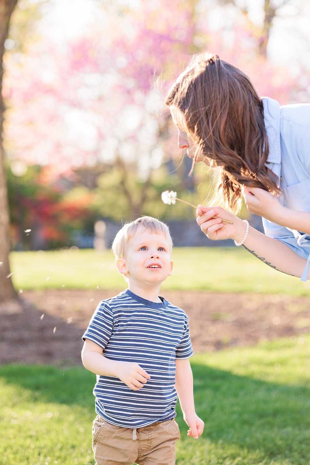 motherhood-photographer-boy-and-mother[1]
