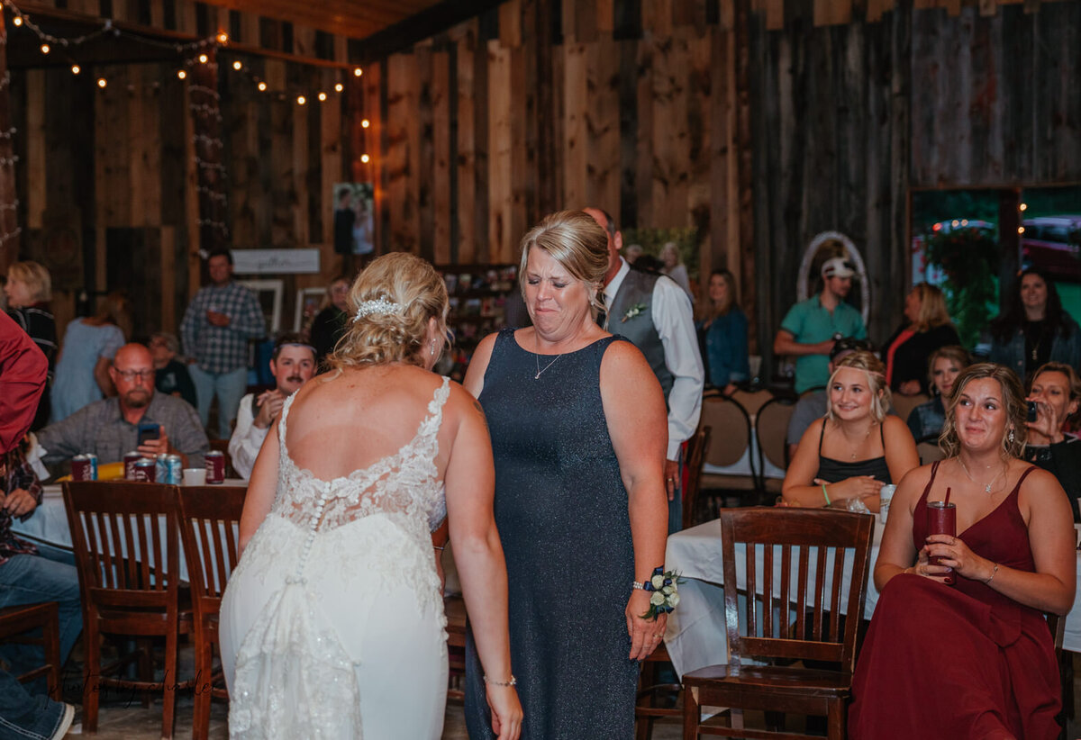 mondovi wedding photographer-142