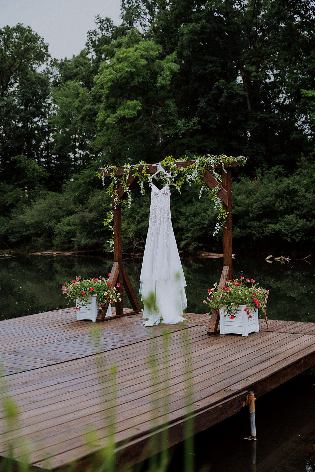 EmilyD'AngolaPhotography-The Vale Royal Barn Fenton Michigan- Couple and Wedding Photographer- June Summer Wedding4