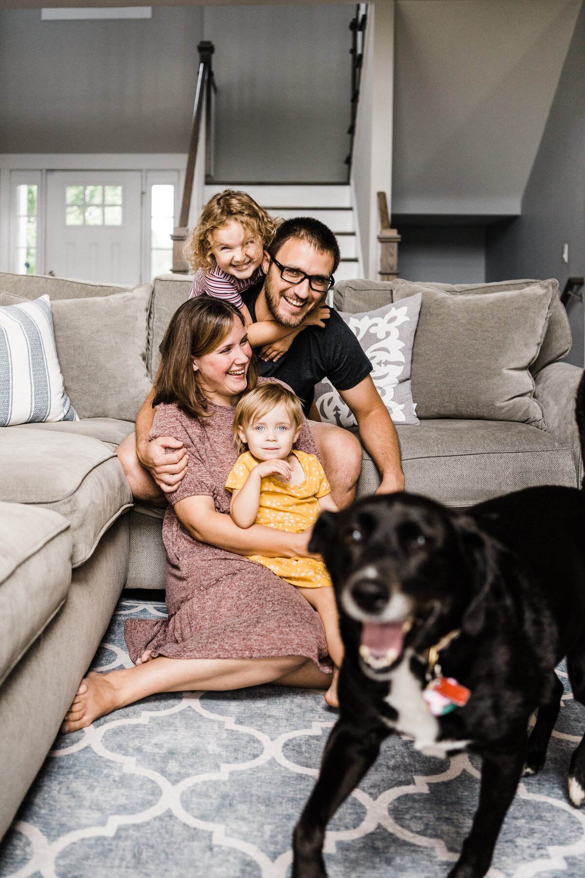 Charlottesville-family-photographer-at-home-with-dog