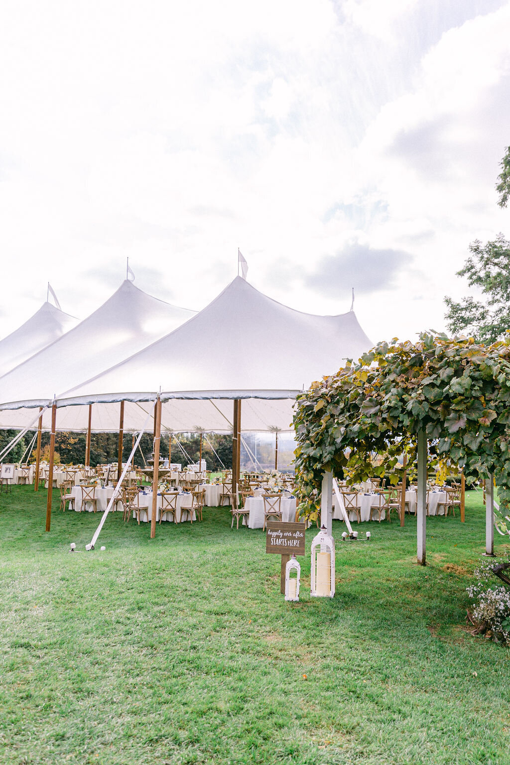 tented-wedding-flags-upstate-new-york