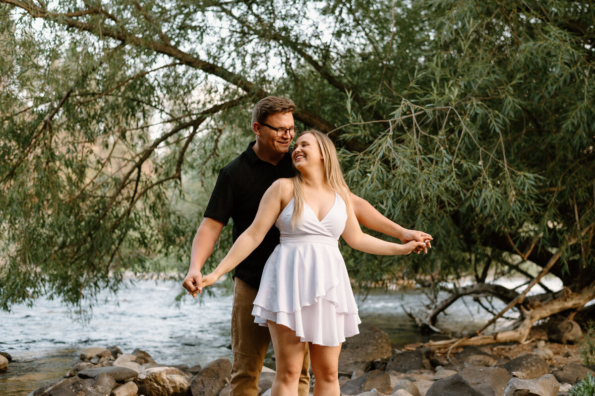 peoples_park_spokane_washington_engagement_session_04