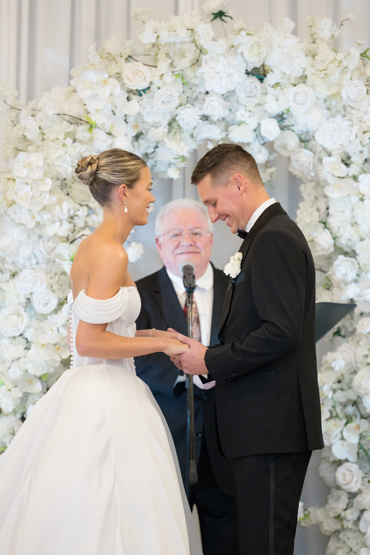 Lexi Benjamin Photography_Waldorf Astoria Chicago Wedding_09.21.24-173