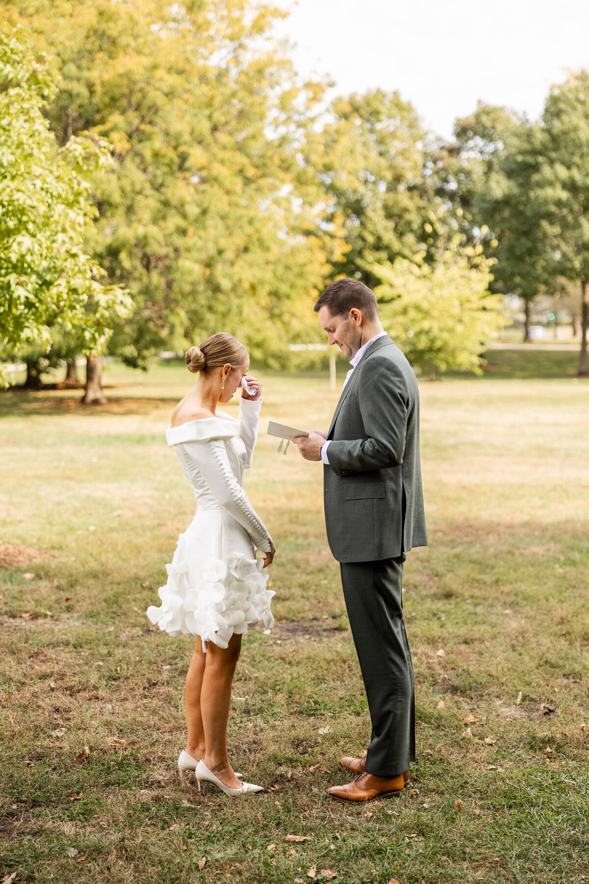 intimate-chicago-elopement-wedding-hoxton-hotel-photos-25