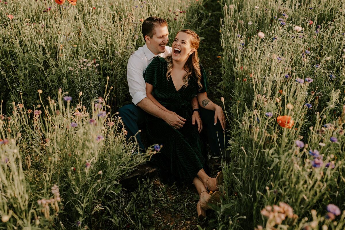 Evergreen-Photo-Elopement-Couple-Engagement-Photographer86