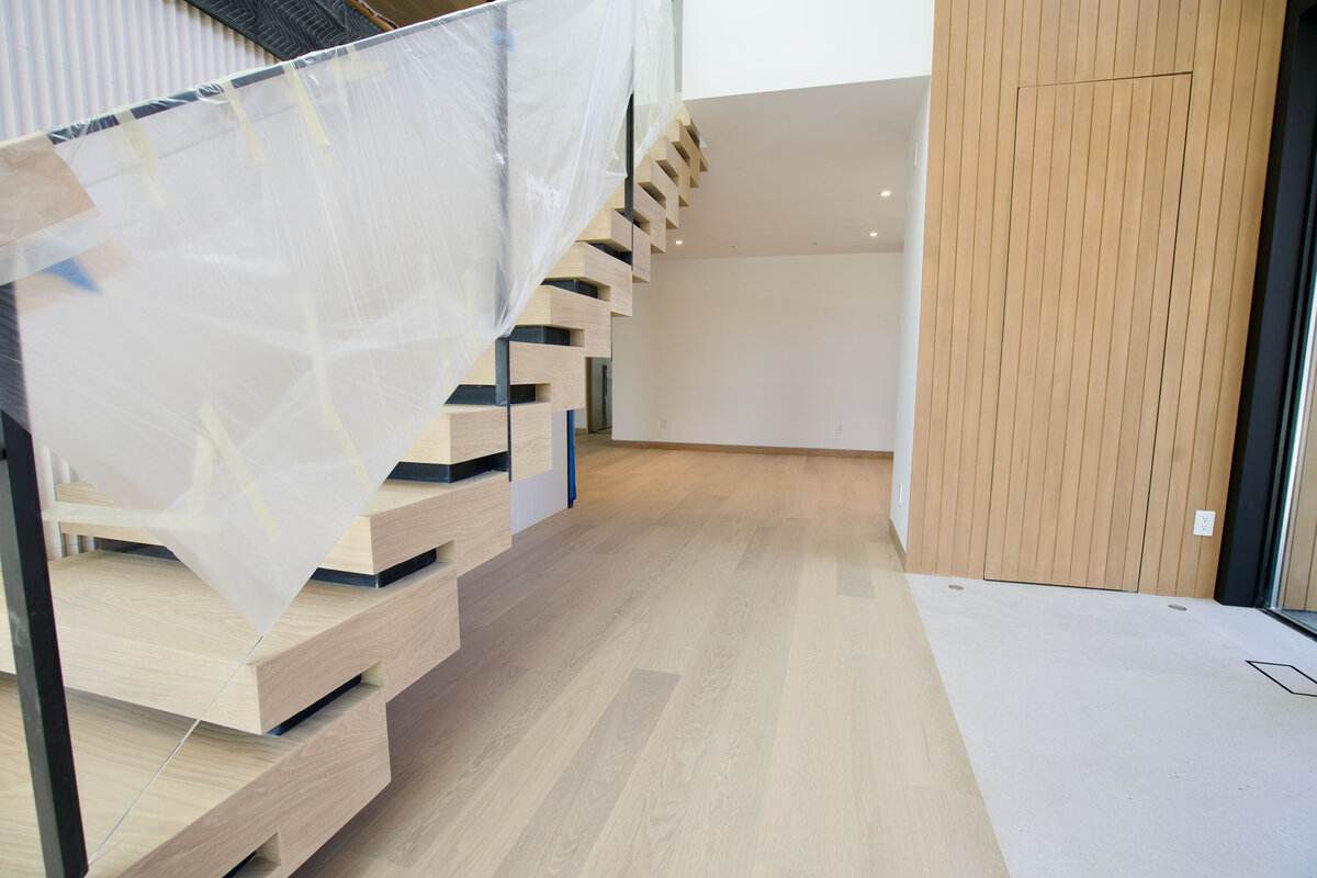 Soen-Hardwood-Denver-Colorado-Flooring-E-3rd-Project-46