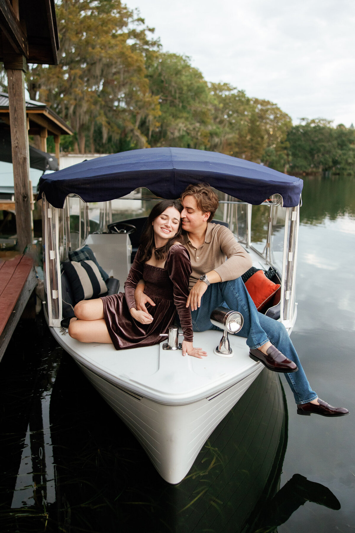 25-engagement-photo-bride-groom-orlando-wedding-photographer-28-north-57