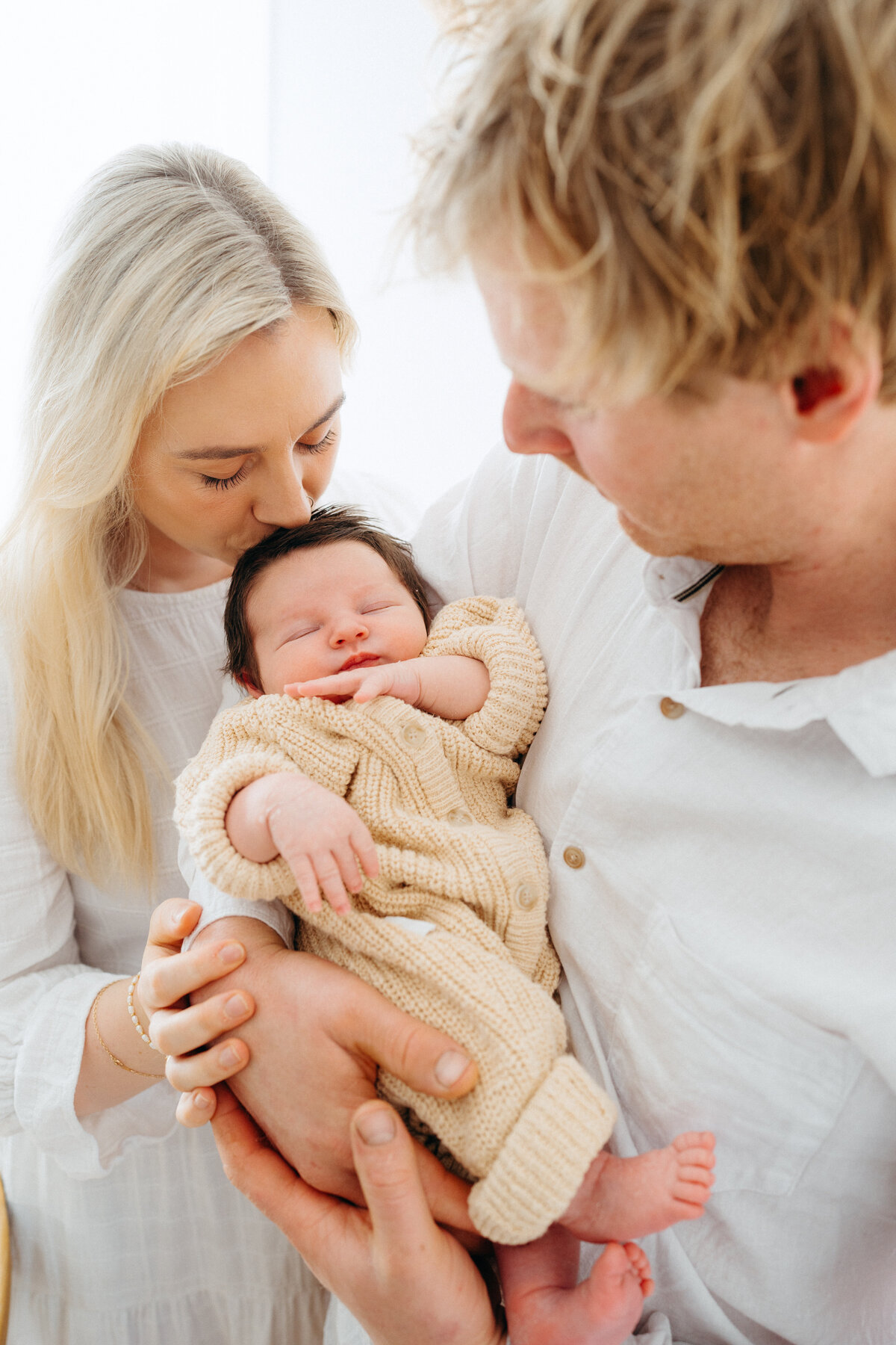 Leah - Newborn Photography - August 24 - JessicaCarrollPhotographer-99 (1)