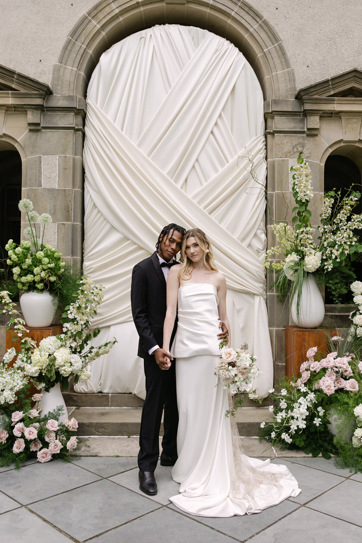 luxury-floral-wedding-ceremony--glen-manor-house-ri