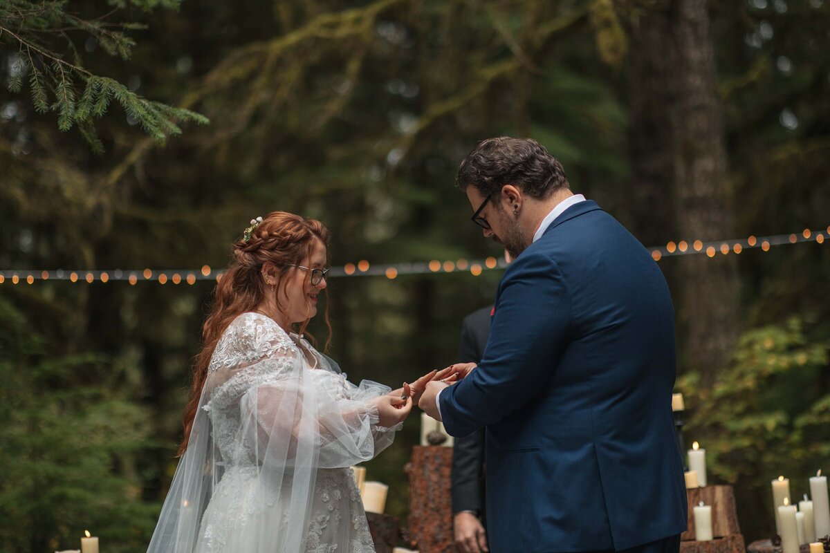 silver-falls-state-park-wedding-forest-76