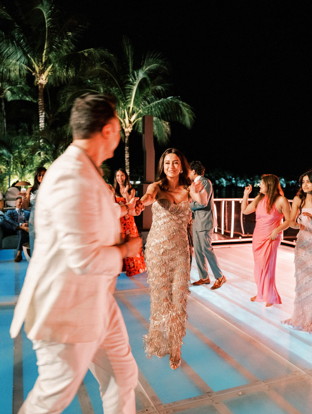 07 Waterfront Luxe Miami Wedding by GoBella.com 10