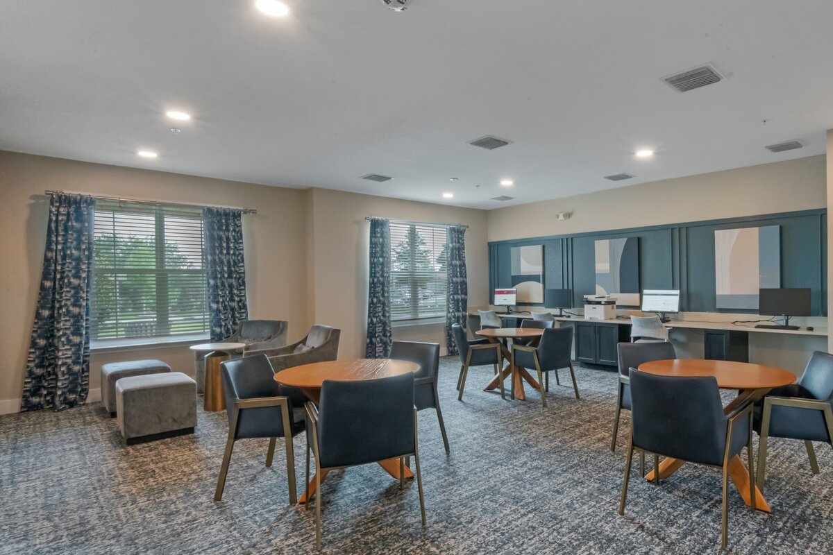 5386-silver-star-road--orlando--fl-32808---33