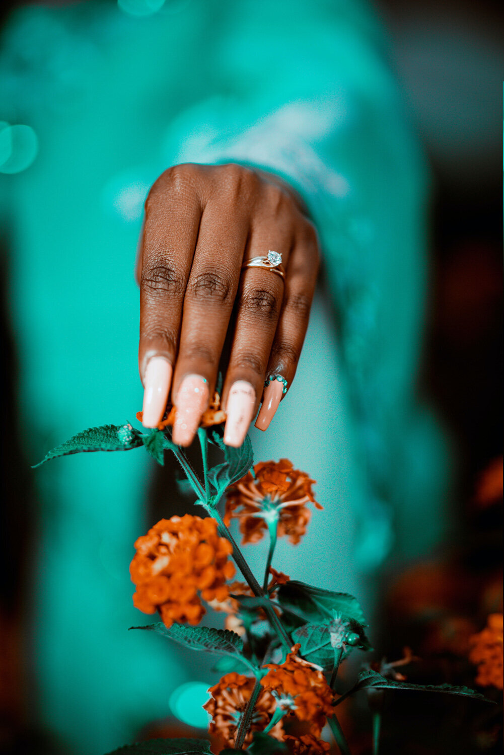 Azalea-Website-Template-Engagement-Photos-45