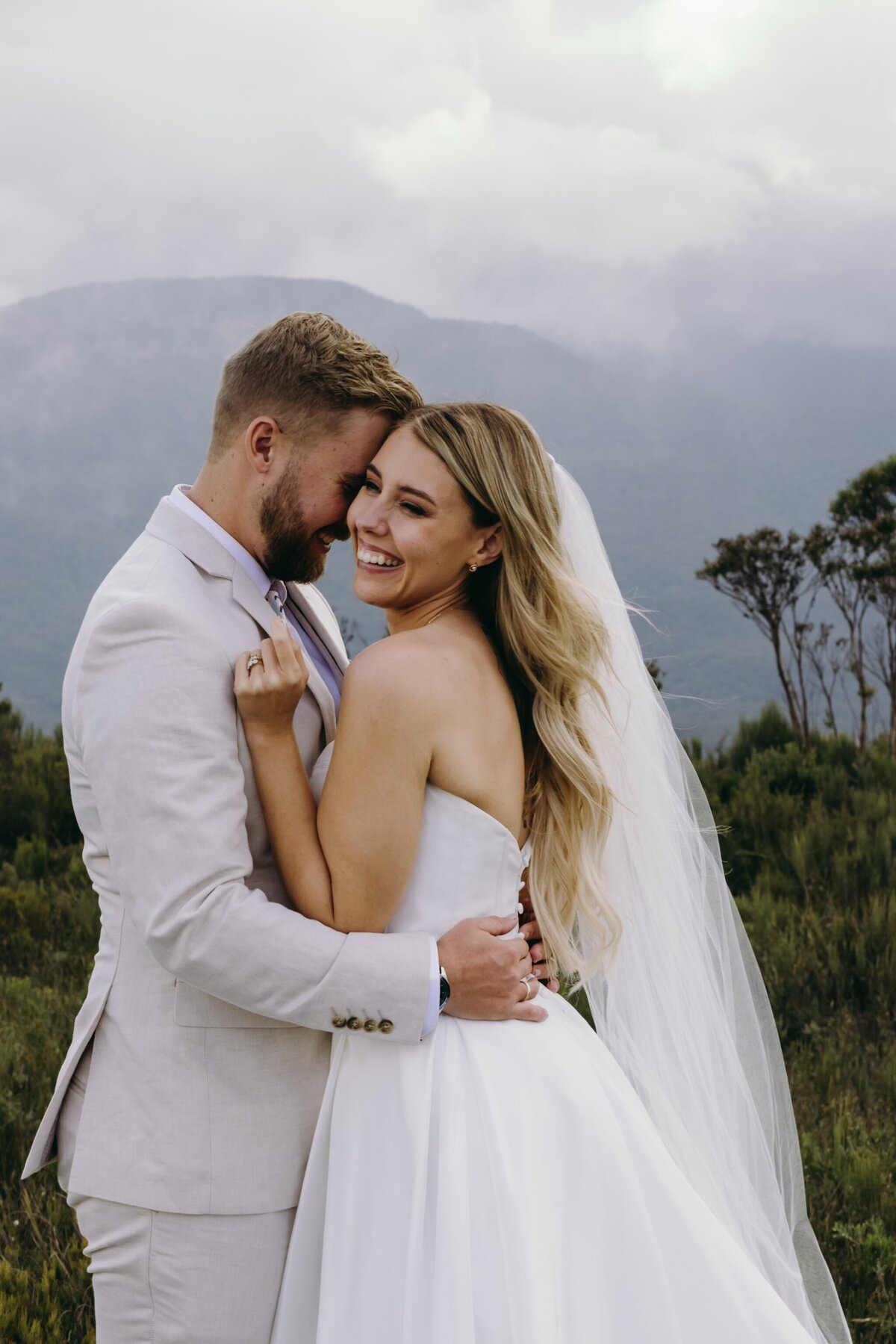 Crystal-Jack-Blue-Mountains-Elopement-720