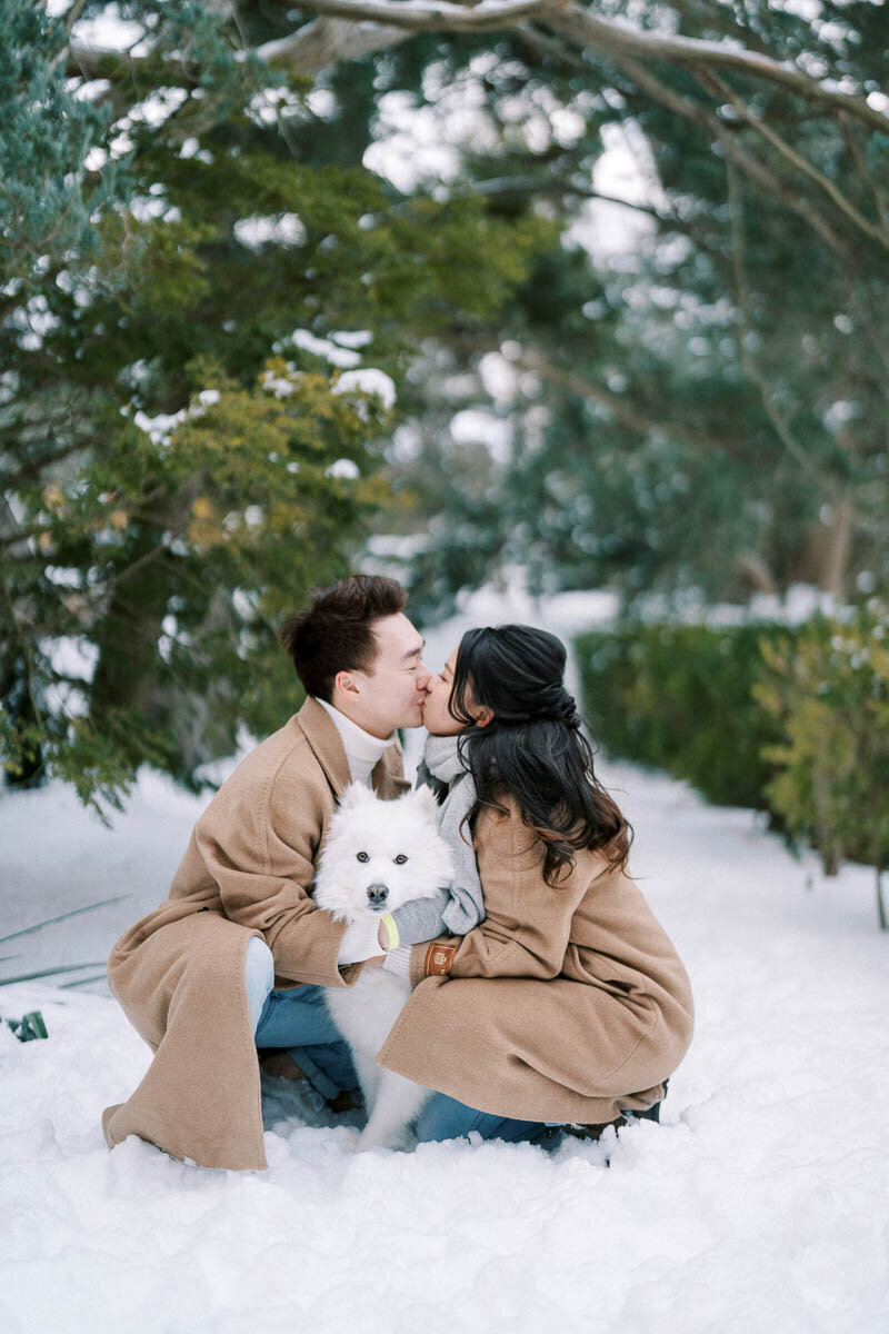 Engagement 1200px-1208