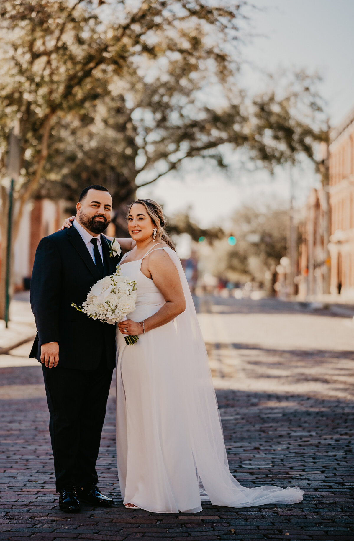 mariah-lacy-photo-hotel-haya-elope-tampa-chantilly-chic-celebrations-13