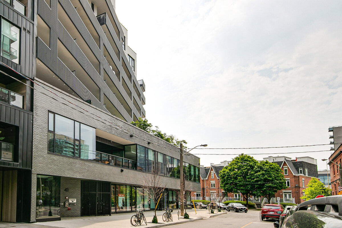 001_Exterior Front