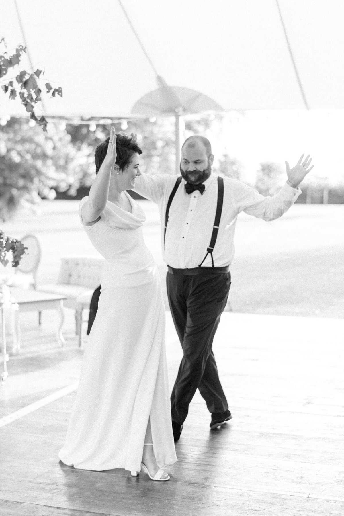 Maïlys Fortune Photography Husband Wife Wedding Weddings Photography France Switzerland Italy Timeless Dreamy Imagery Bilingual French English Destination Weddings Destination Wedding Provence French Riviera Paris Lake Como Tuscany162