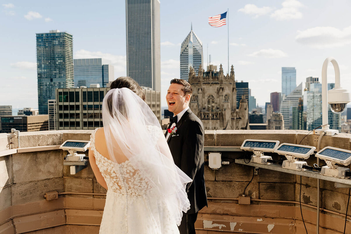intercontinental-hotel-chicago-wedding-downtown-loft-015