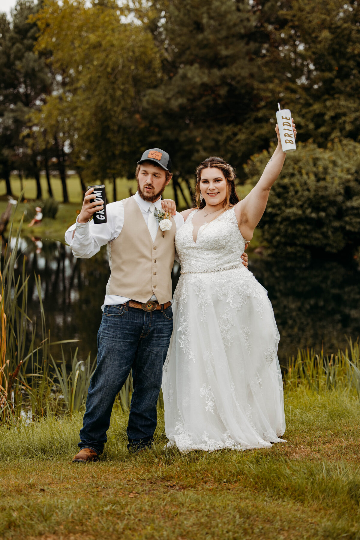 Abbotsford WI bride and groom photos
