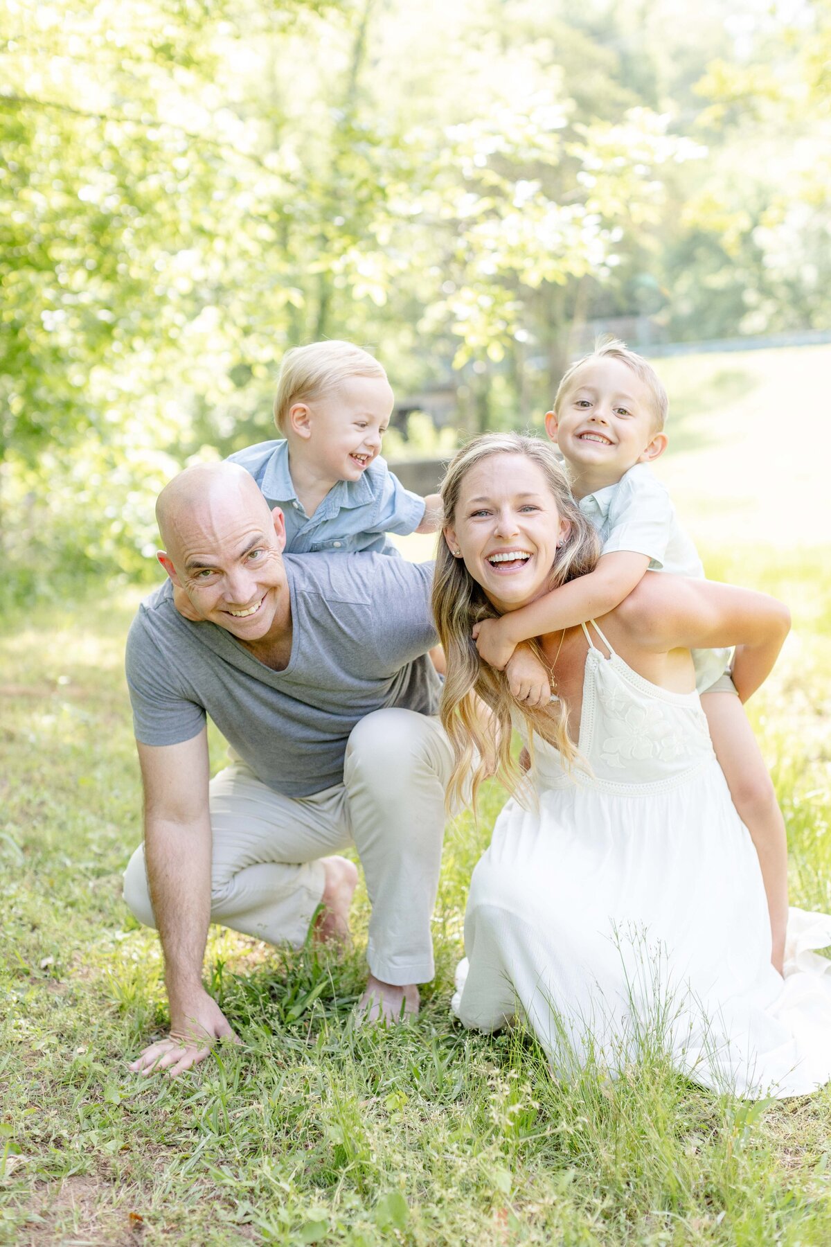 Greenville-SC-Family-Spring-Mini-Session-Magnolia-and-Grace-Photography-Co-MeganP106