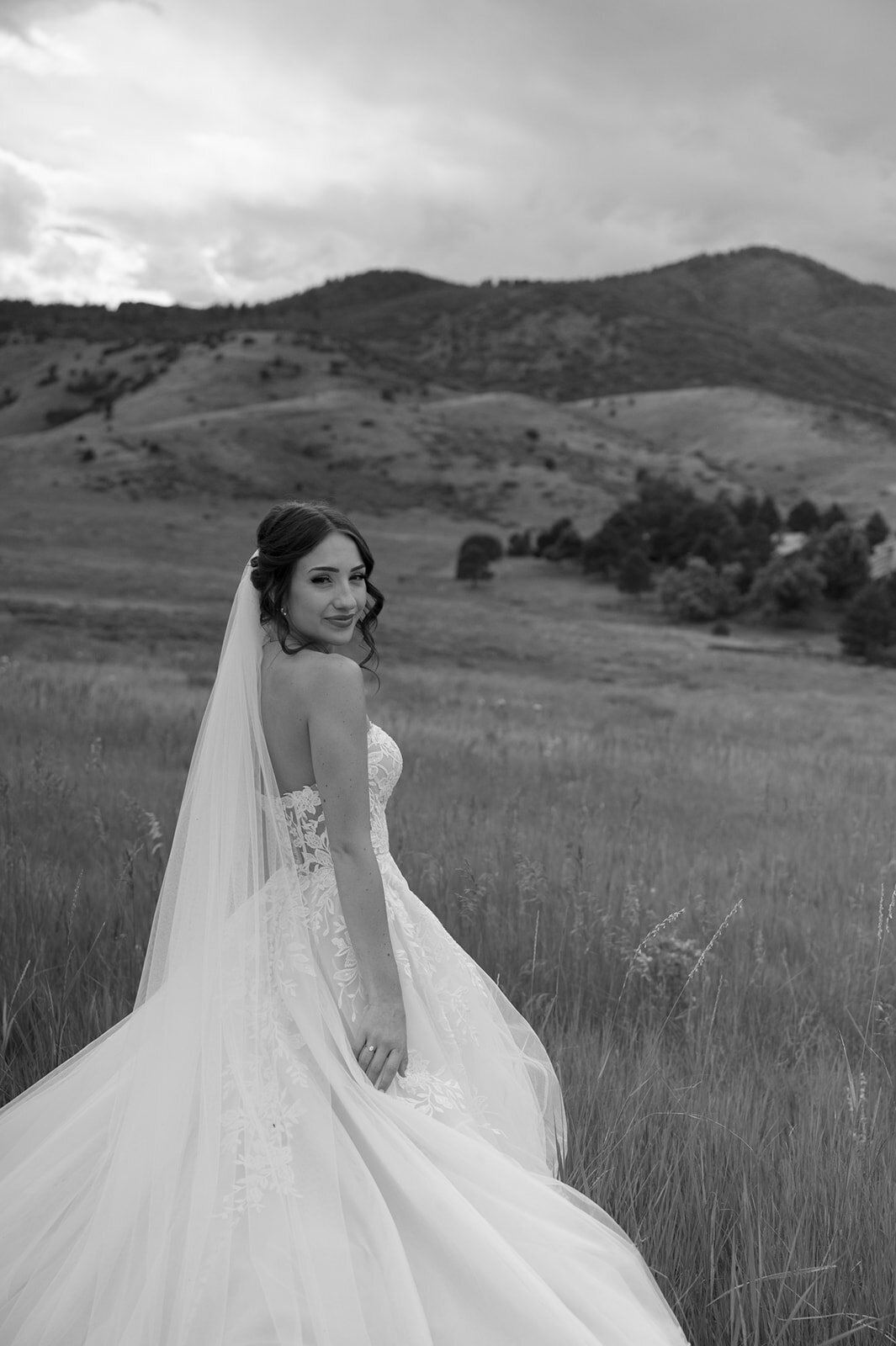 JennyandEvanSneakPeaksWedding-030