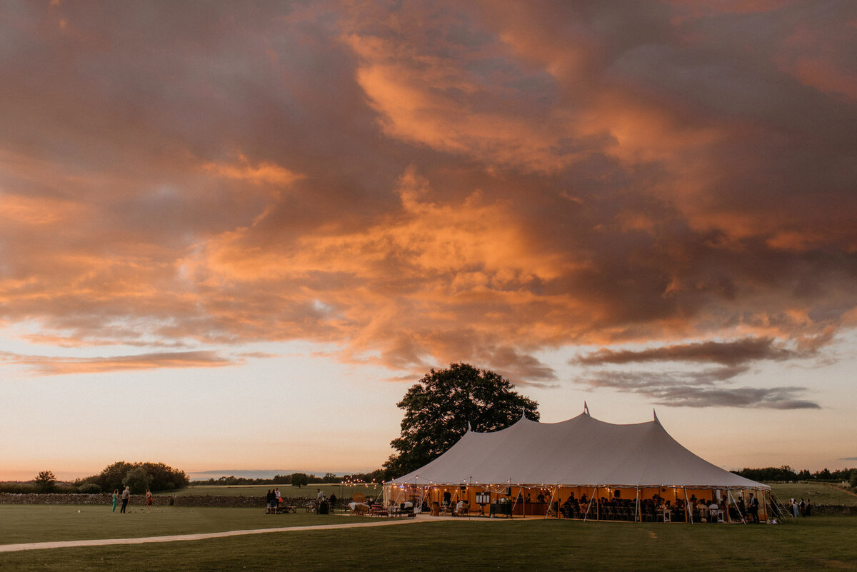 scottish-countryside-wedding-marquee