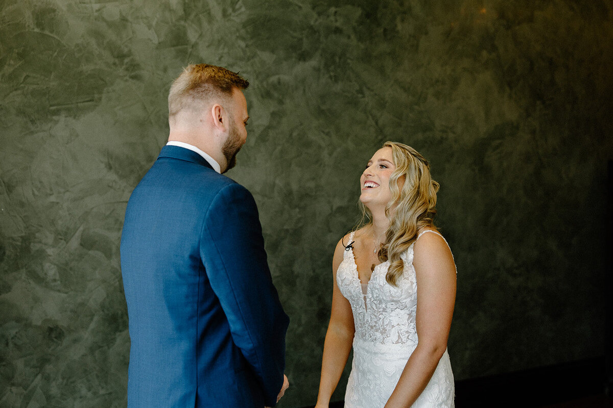 tampa river center wedding photos alexisbedenbaughphotography-20