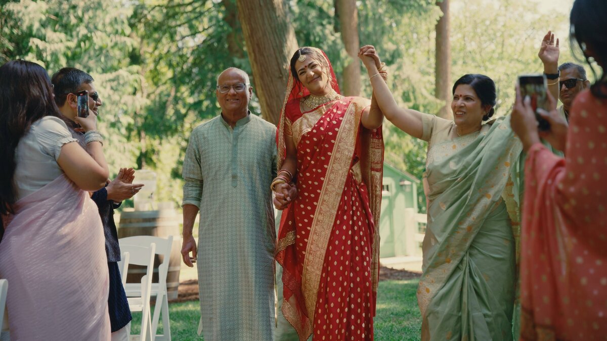 Indian-Wedding-Videographer-Soumita-and-Tarang-Chateau-Lil-17