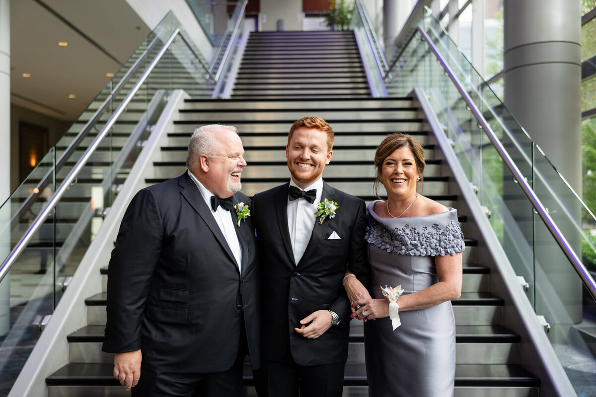 Grand Rapids Wedding Photographer JW Marriott559