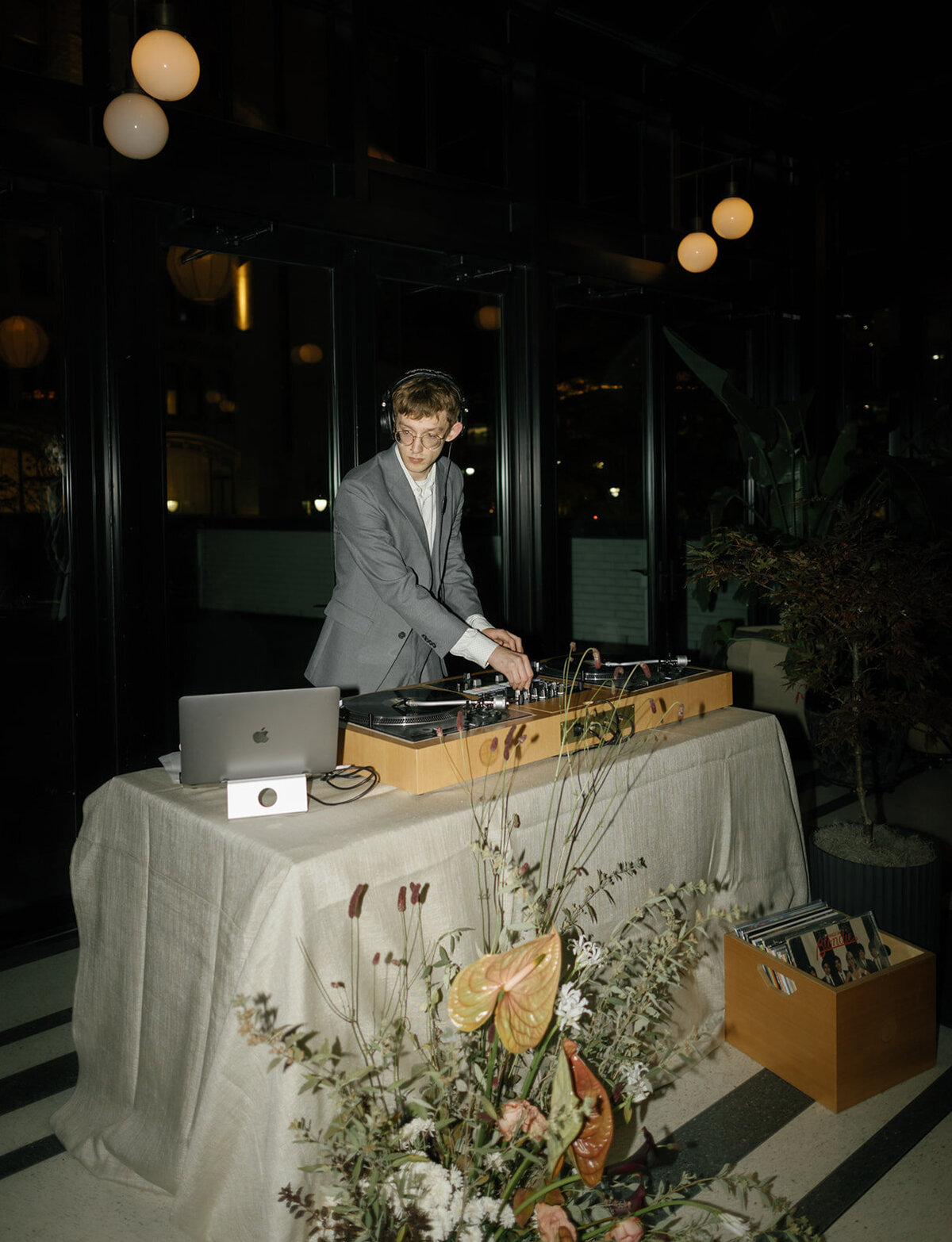 Shinola_Detroit_Wedding_Photographer-689