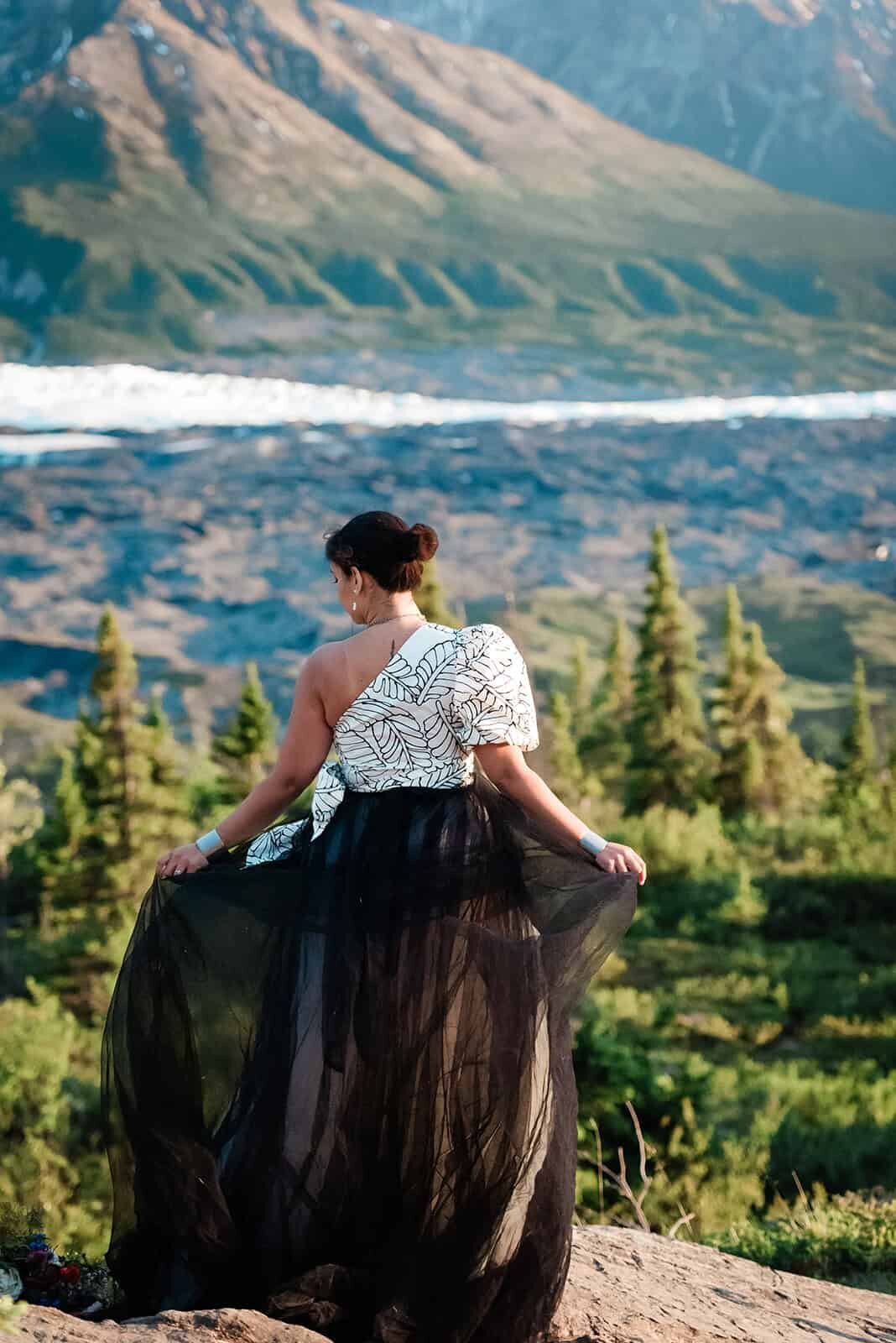 luxury-wilderness-wedding-in-alaska-Soul-and-Sky-Weddings