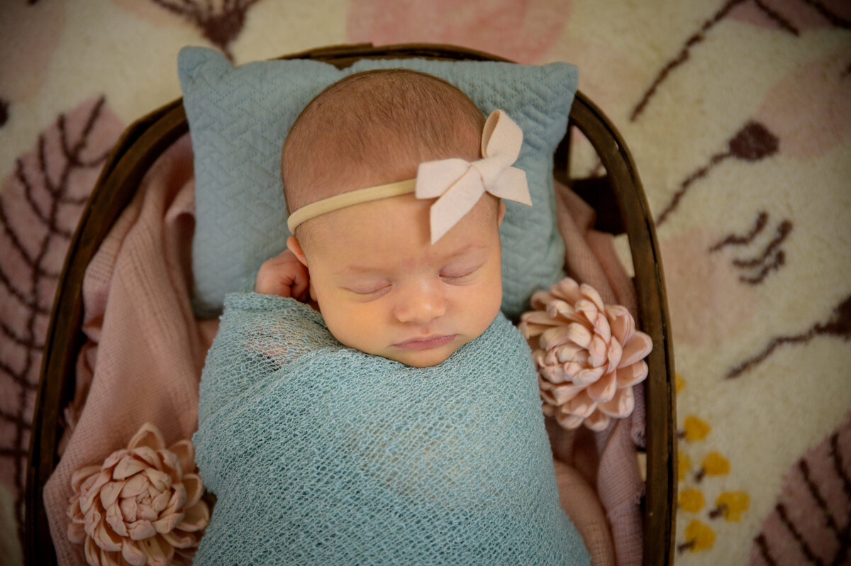 Abbie Potts Photography Green Bay Newborn Photographer Lifestyle Newborn Baby Session_0701