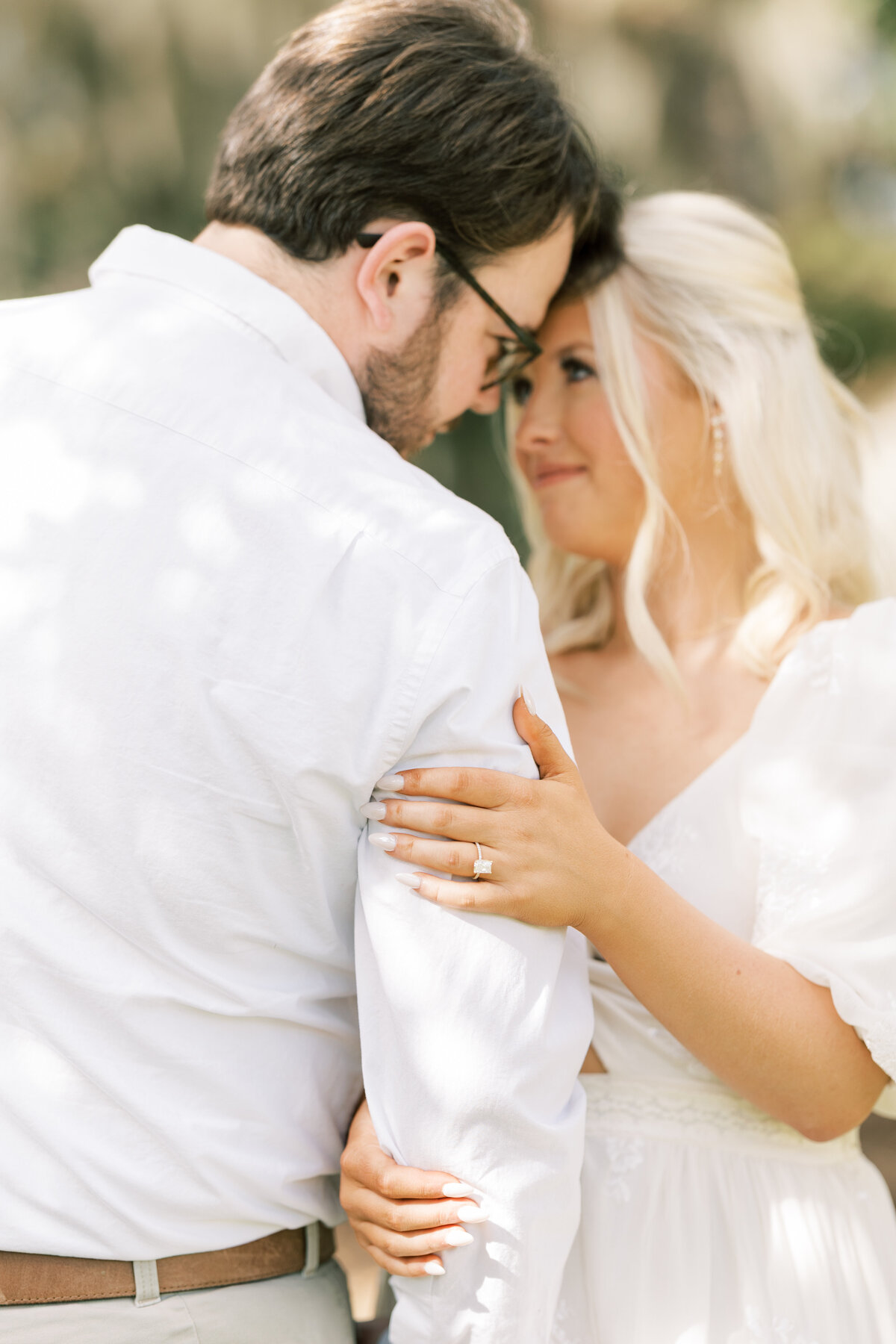 timeless-white-themed-georgia-engagement-photography-20