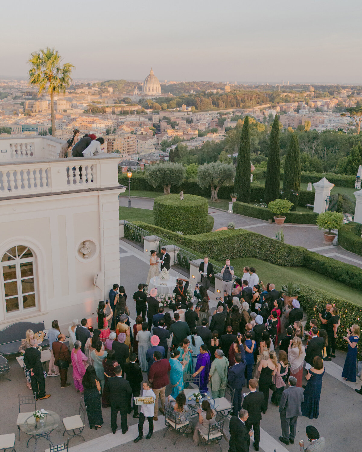064-RianaRaj_RomeWedding