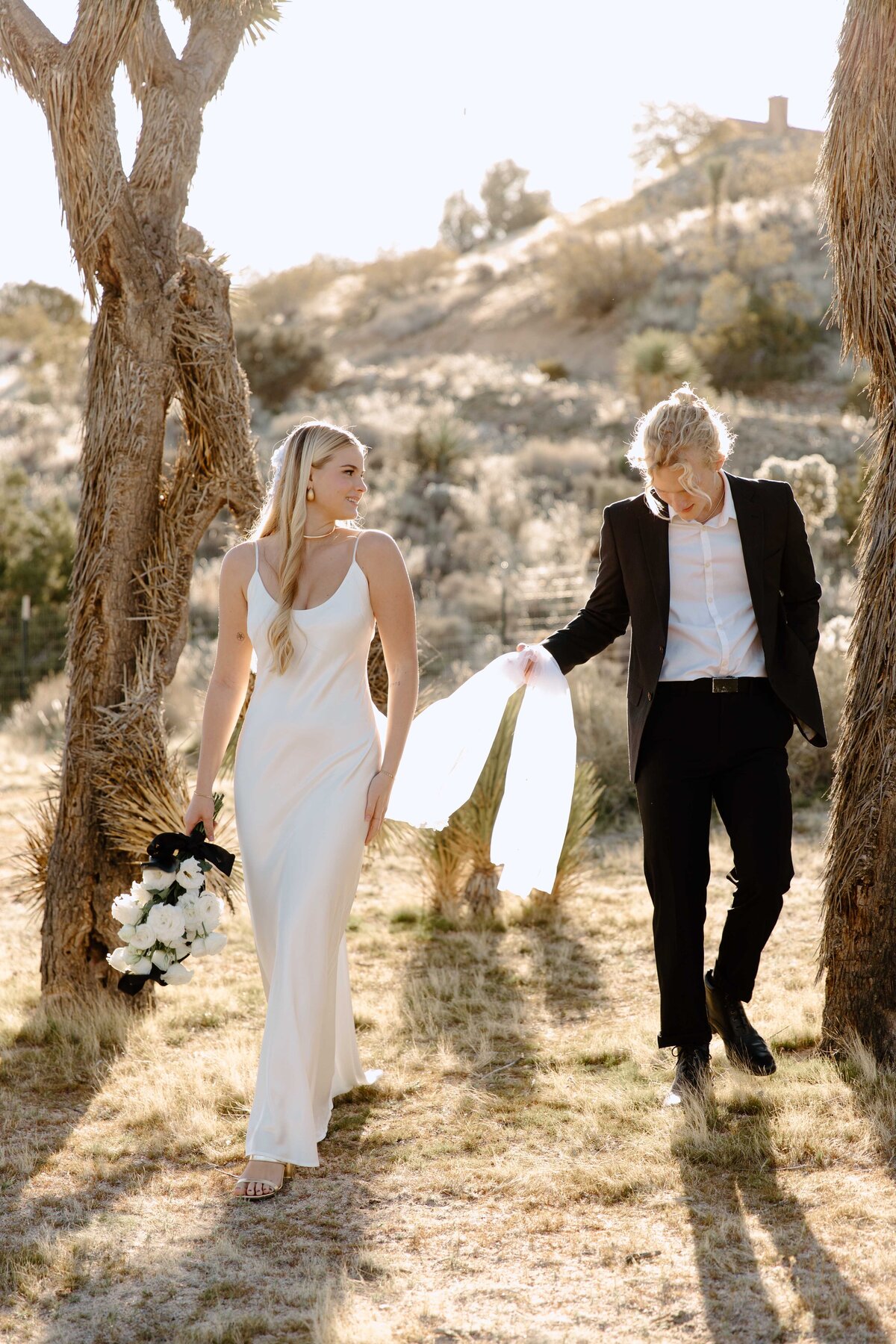 Elegant-Joshua-Tree-Elopement_0860