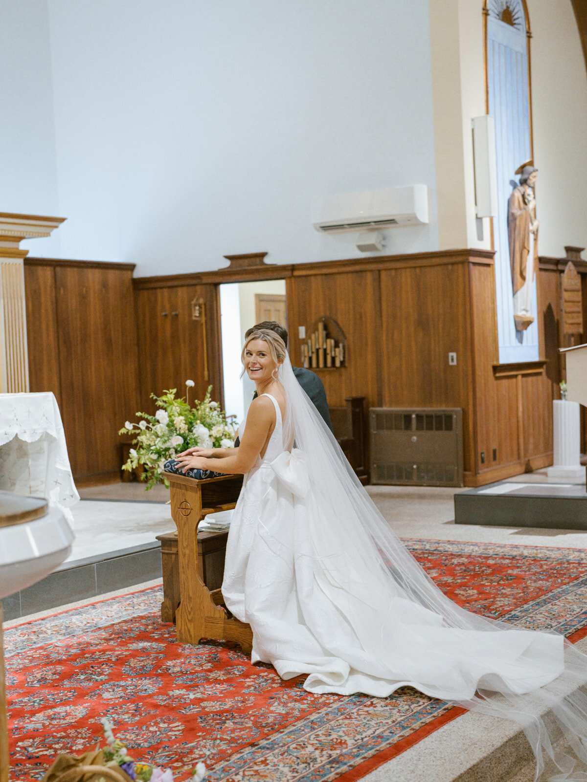 stonington-ct-church-wedding-jen-strunk-events