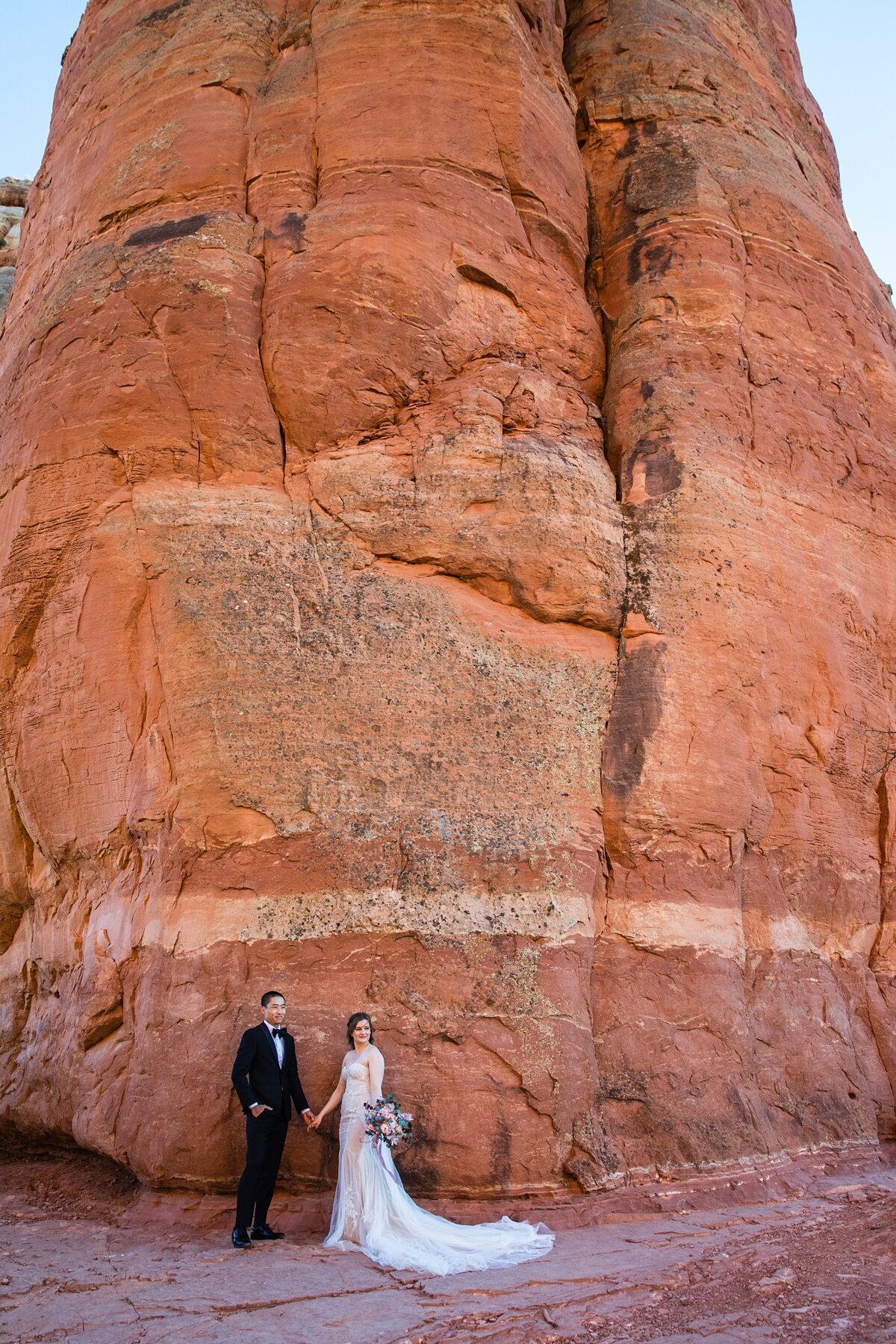Cathedral_Rock_Elopement_Sedona_AZ_Danielle_Holman_Wedding_Photographer_0118