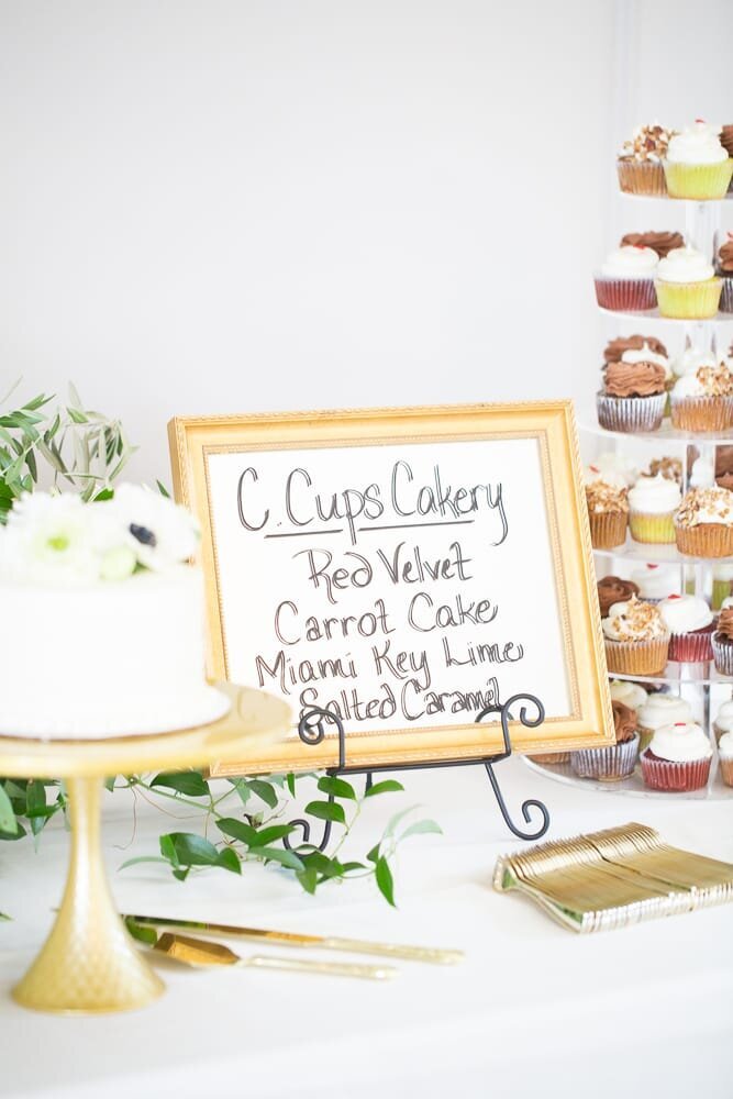 white-sweatheart-cake-cupcakes-wedding