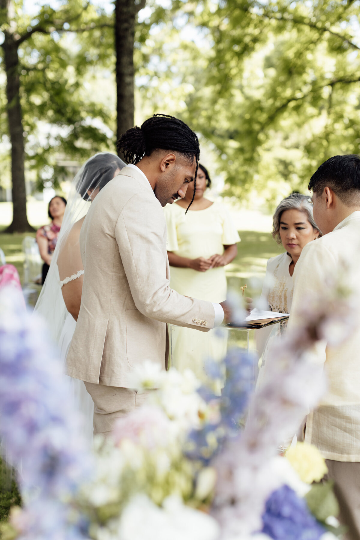 SNEAK PEEKS-2587