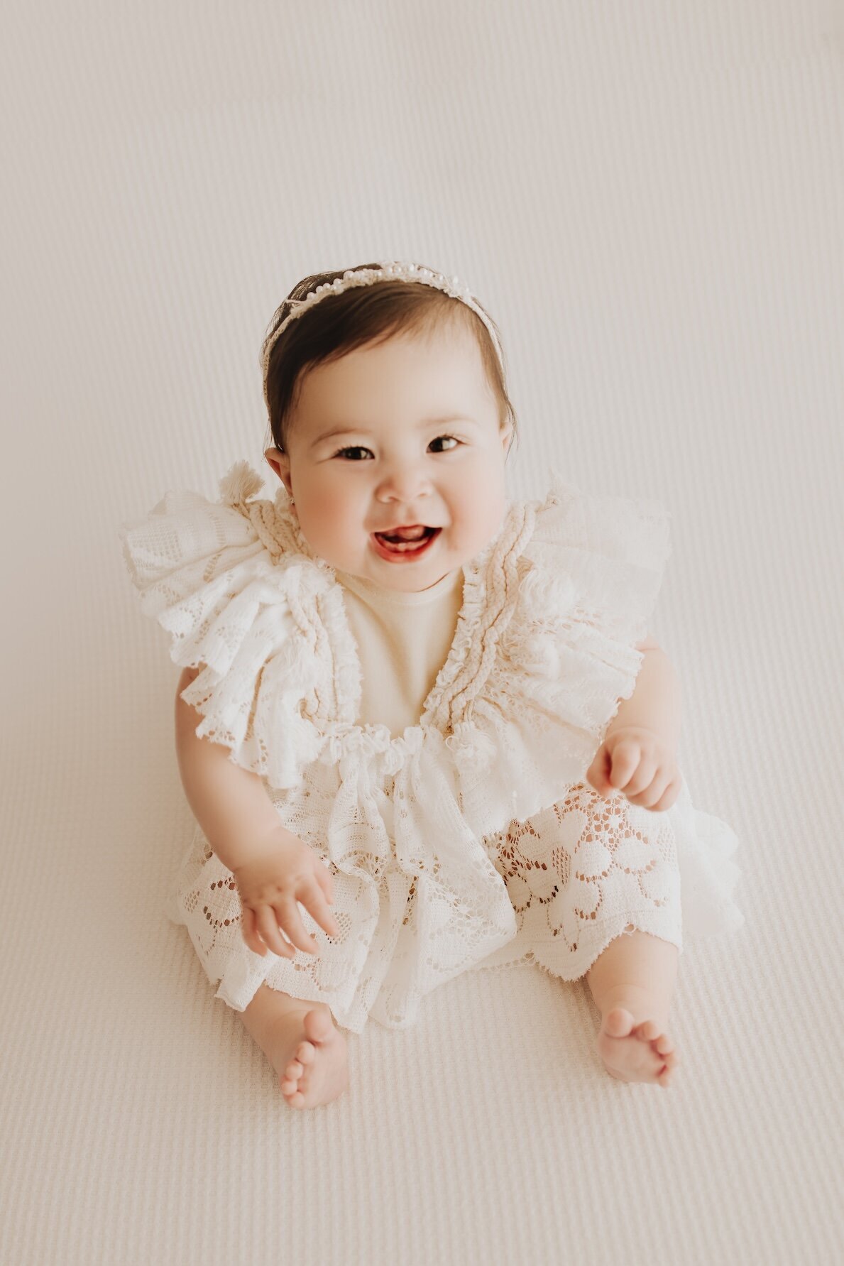 Newborn photography sessions Newborn photography ideas Newborn photography tips Professional newborn photography